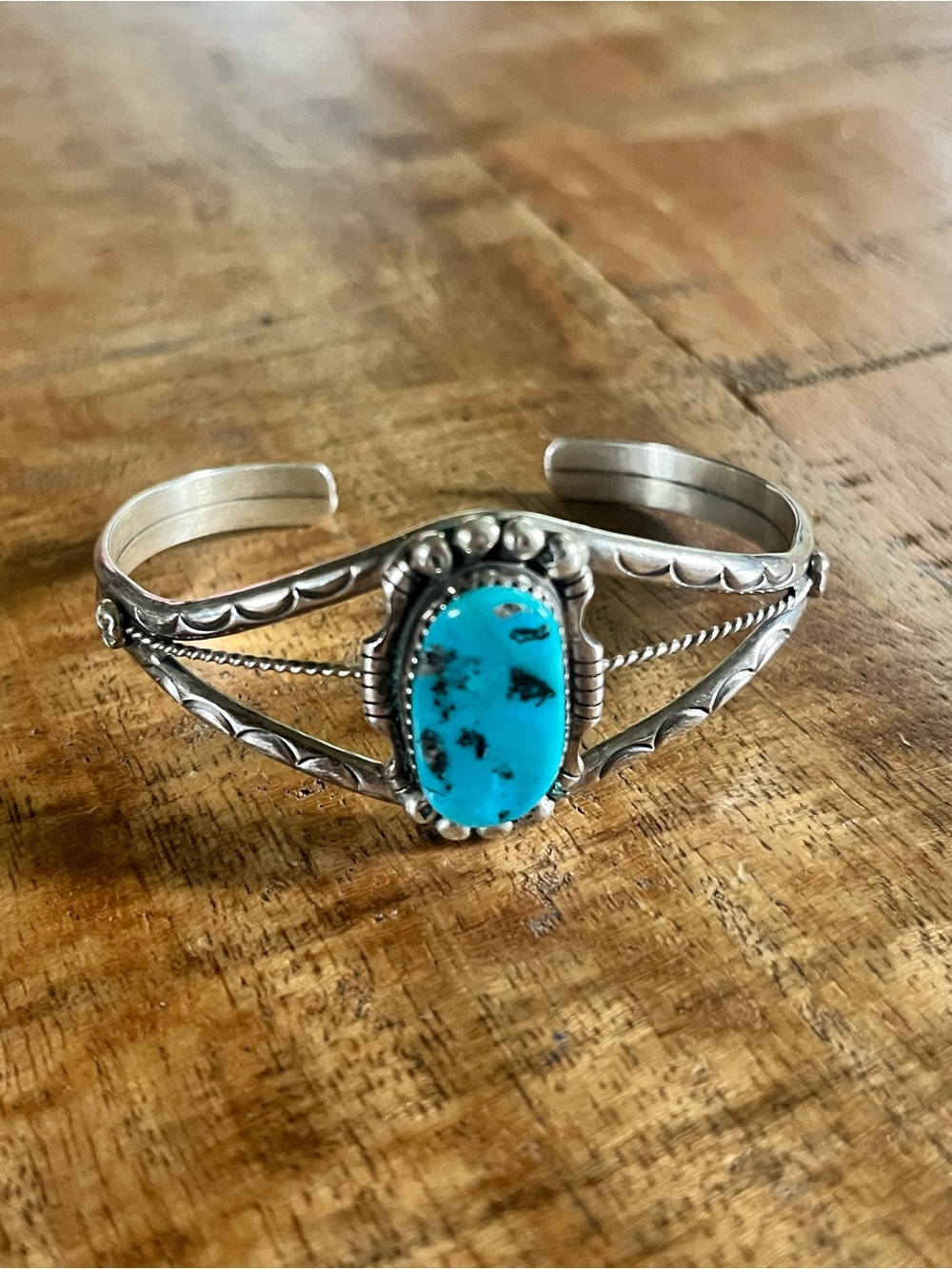 Vtg Native American Sleeping Beauty Turquoise & Sterling Silver Cuff Bracelet